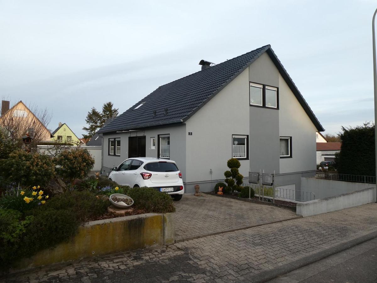 Apartamento FEWO An der Ölmühle Heuchelheim-Klingen Exterior foto